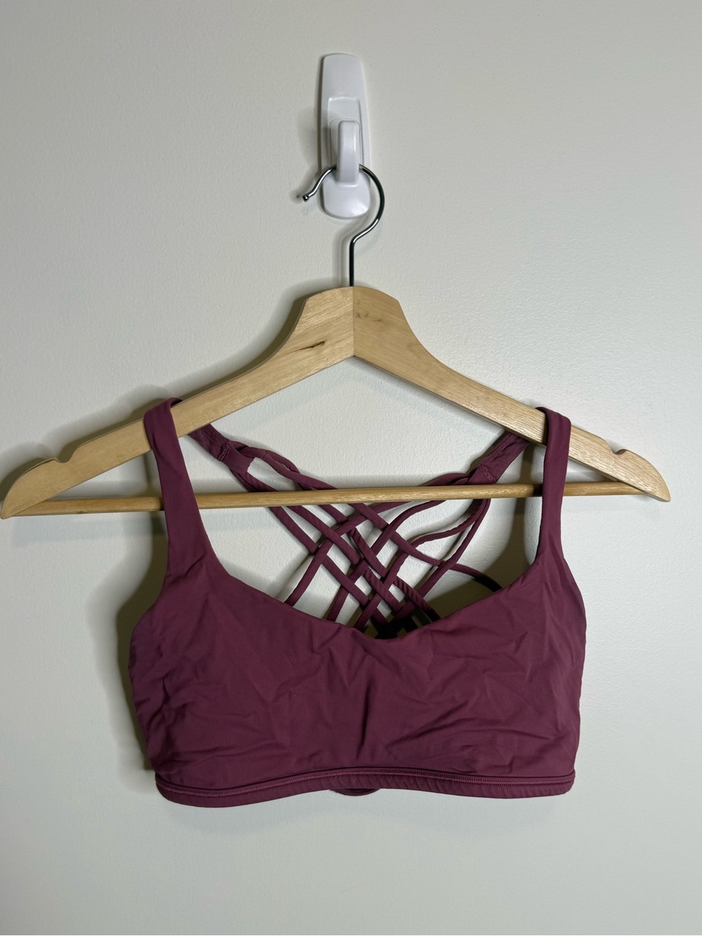 Lululemon free to be bra purple red burgundy size 8